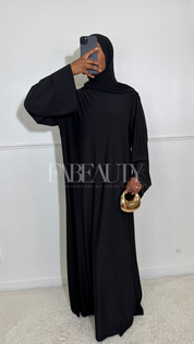 ROBE OUMIA