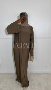 ROBE OUMIA