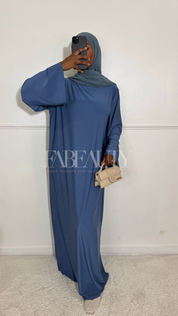 ROBE OUMIA
